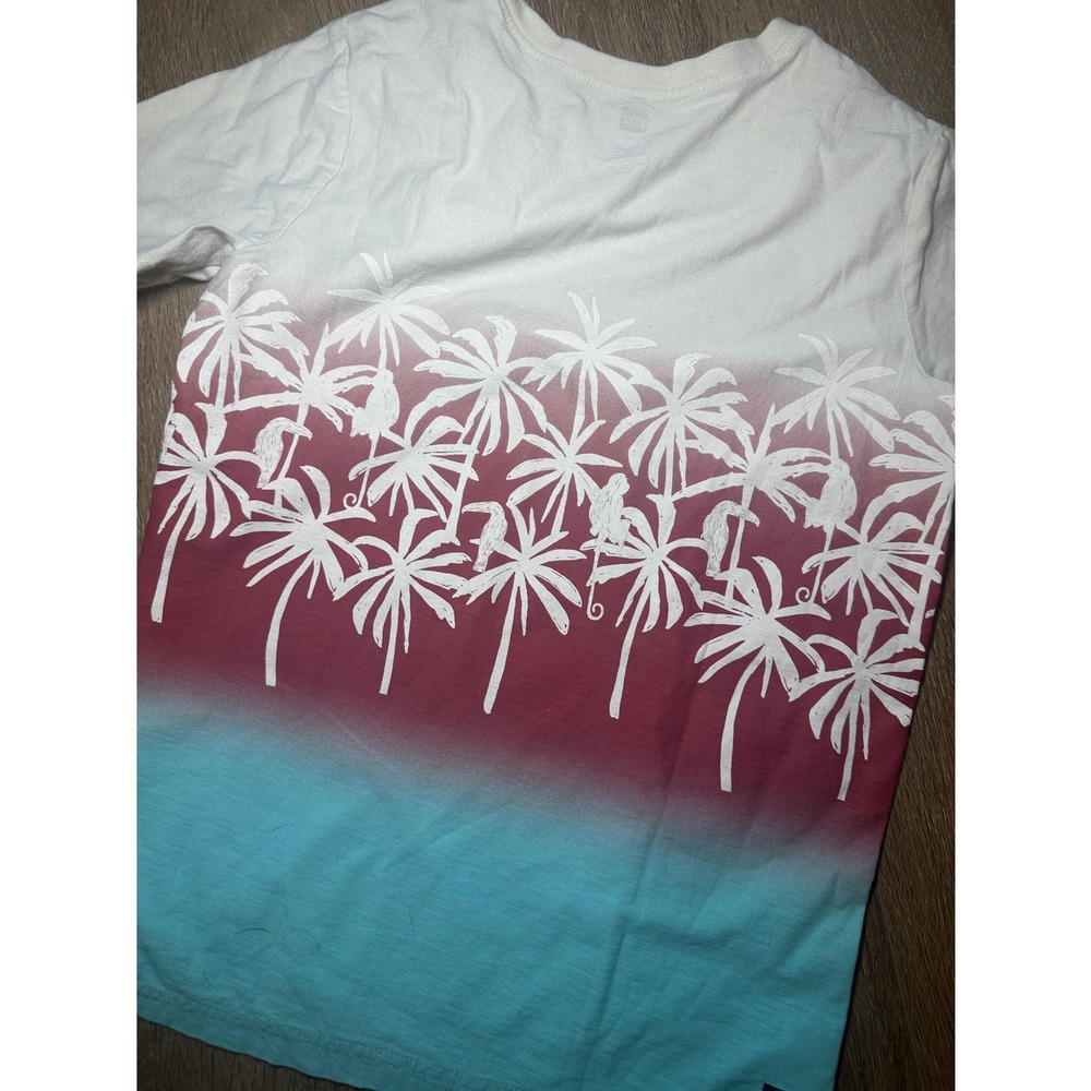 Clothes - Picture 7 of 10